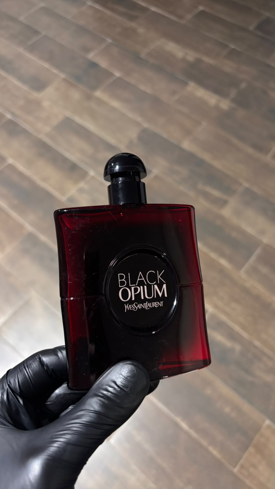 Yves Saint Laurent Black Opium Over Red perfume