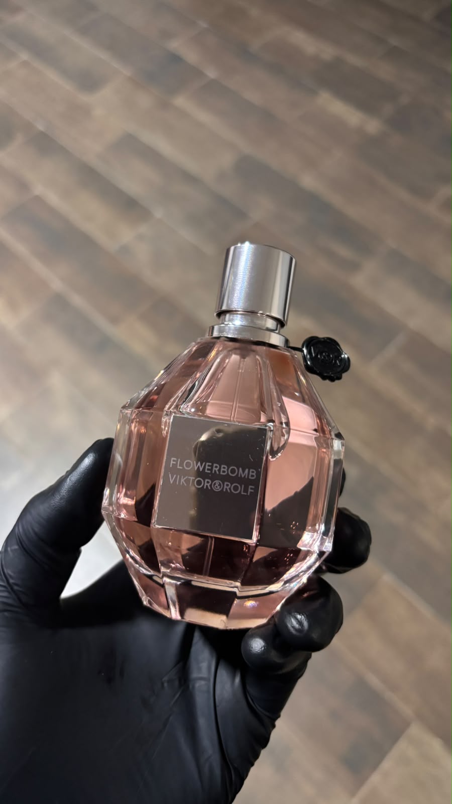 Viktor & Rolf Flowerbomb perfume